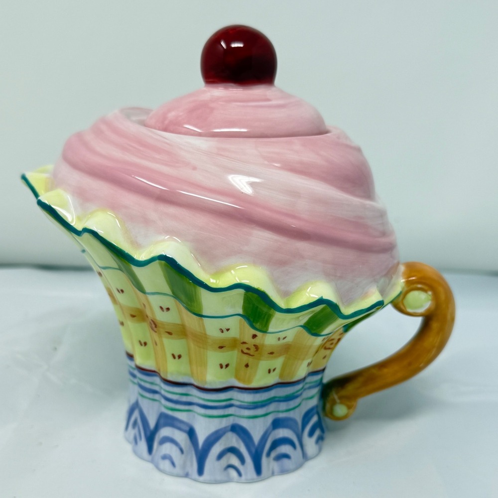 Pfaltzgraff Cupcake Cafe Ceramic Teapot Pink Frosting Cherry Lid Multicolor 6.5"